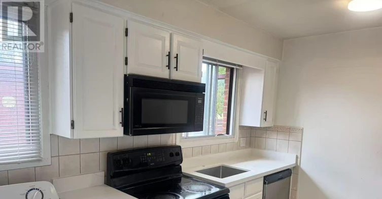 MAIN-1473 Freeport Drive, Mississauga, ON, L5C 1S7 - 6