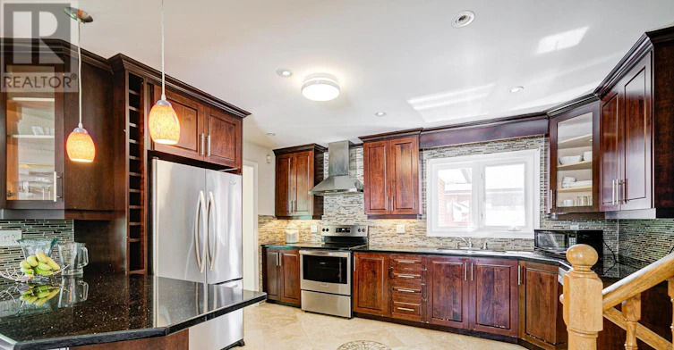 98 Weldrick Road W, Richmond Hill, ON, L4C 3T8 - 11