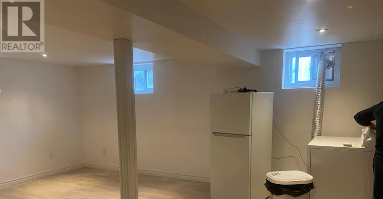 BSMNT-92 Septonne Avenue, Newmarket, ON, L3Y 2W3 - 5