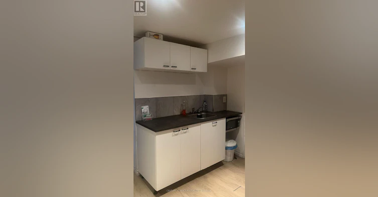 BSMNT-92 Septonne Avenue, Newmarket, ON, L3Y 2W3 - 6