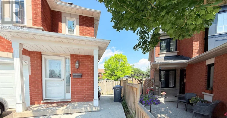 UPPER-6013 Castlegrove Court, Mississauga, ON, L5N 7A8 - 2