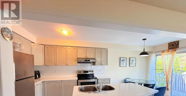 UPPER-6013 Castlegrove Court, Mississauga, ON, L5N 7A8 - 4