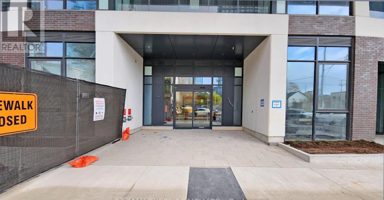 1105-5 Defries Street, Toronto, ON, M5A 0W7 - 3