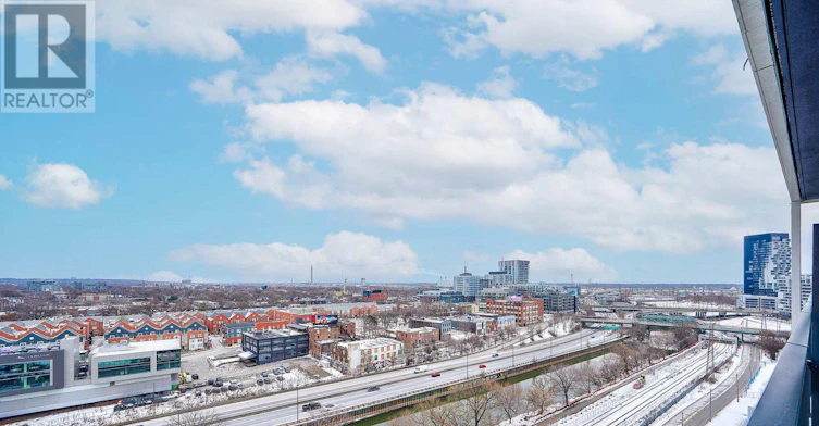 1105-5 Defries Street, Toronto, ON, M5A 0W7 - 40