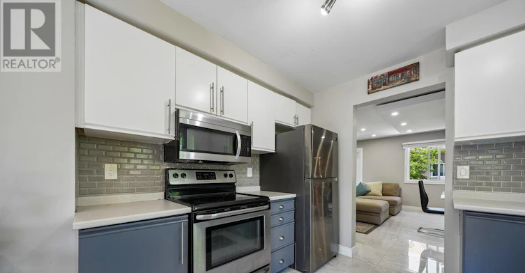 213-2075 Walker's Line, Burlington, ON, L7M 4G7 - 10