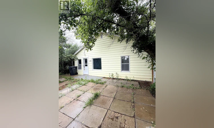 172 4th Street E