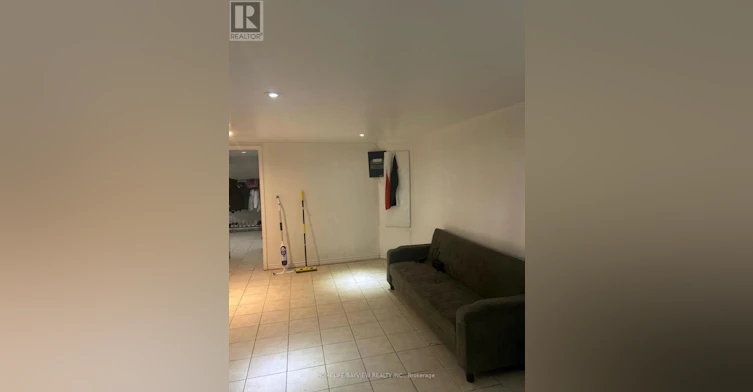 LOWER FLOOR-27 Main Street, Mississauga, ON, L5M 1X5 - 3