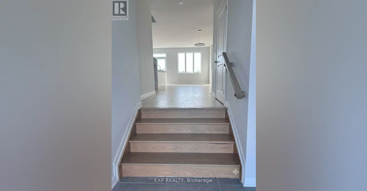 207 Bankside Way Way, Ottawa, ON, K2J 7N3 - 3