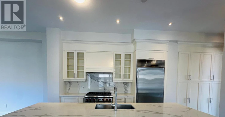 26 Callisto Lane, Richmond Hill, ON, L4C 5G9 - 4