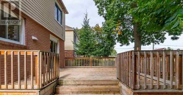 UPPER-5634 Drummond Road, Niagara Falls, ON, L2G 4L4 - 10