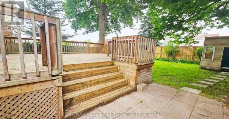 UPPER-5634 Drummond Road, Niagara Falls, ON, L2G 4L4 - 11