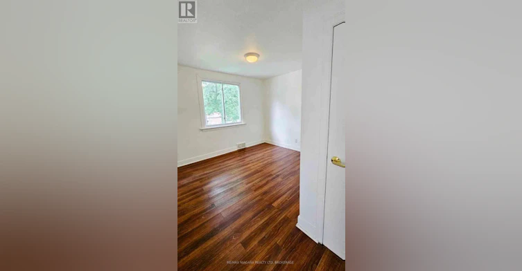 UPPER-5634 Drummond Road, Niagara Falls, ON, L2G 4L4 - 6