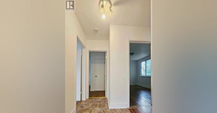 UPPER-5634 Drummond Road, Niagara Falls, ON, L2G 4L4 - 5