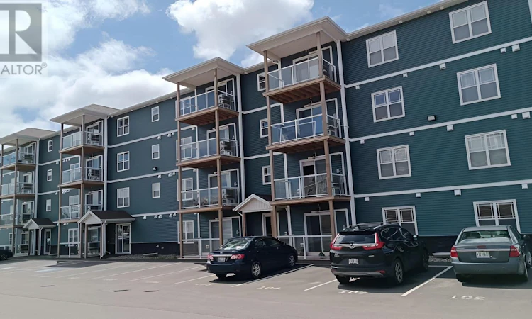404-18 Gilbert Drive