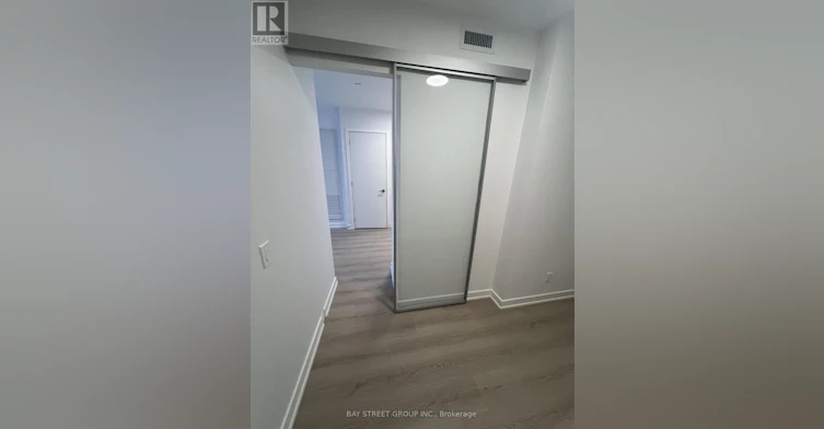 1001-100 Queen Street E, Toronto, ON, M5C 0B5 - 10