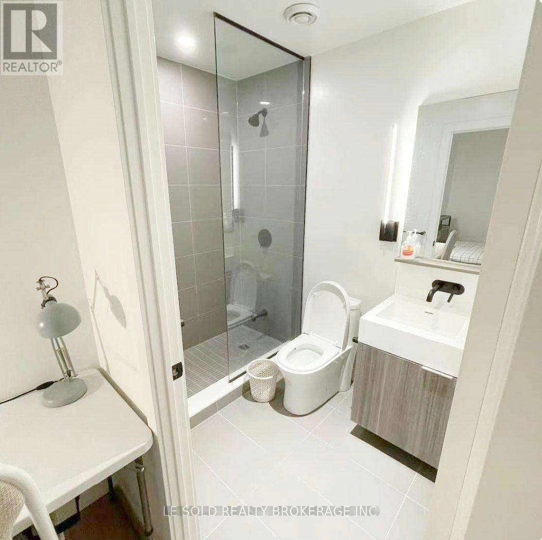 711 127 Master Bedroom Broadway Avenue, Toronto, ON, M4P 1V4 - 7