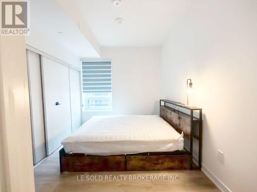 711 127 Master Bedroom Broadway Avenue, Toronto, ON, M4P 1V4 - 5