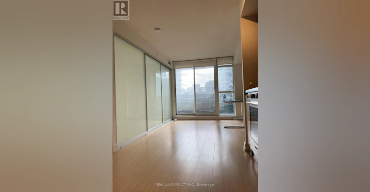 301-85 Queens Wharf Road, Toronto, ON, M5V 0J9 - 4