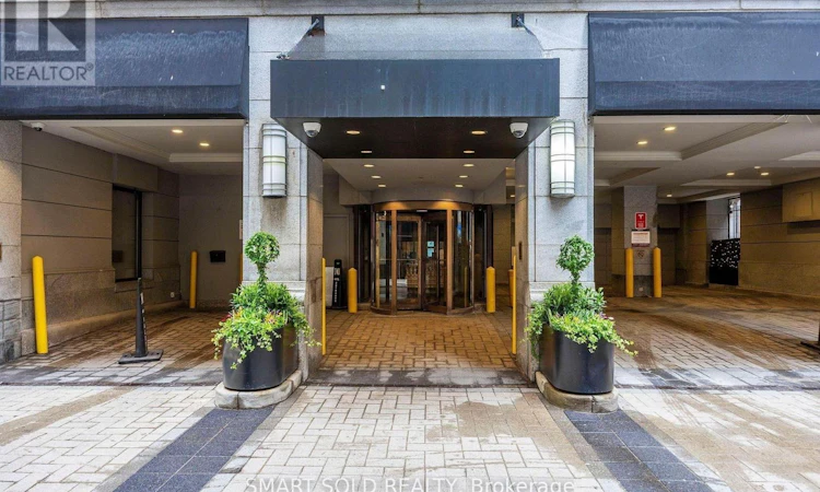 2311-1 King Street W