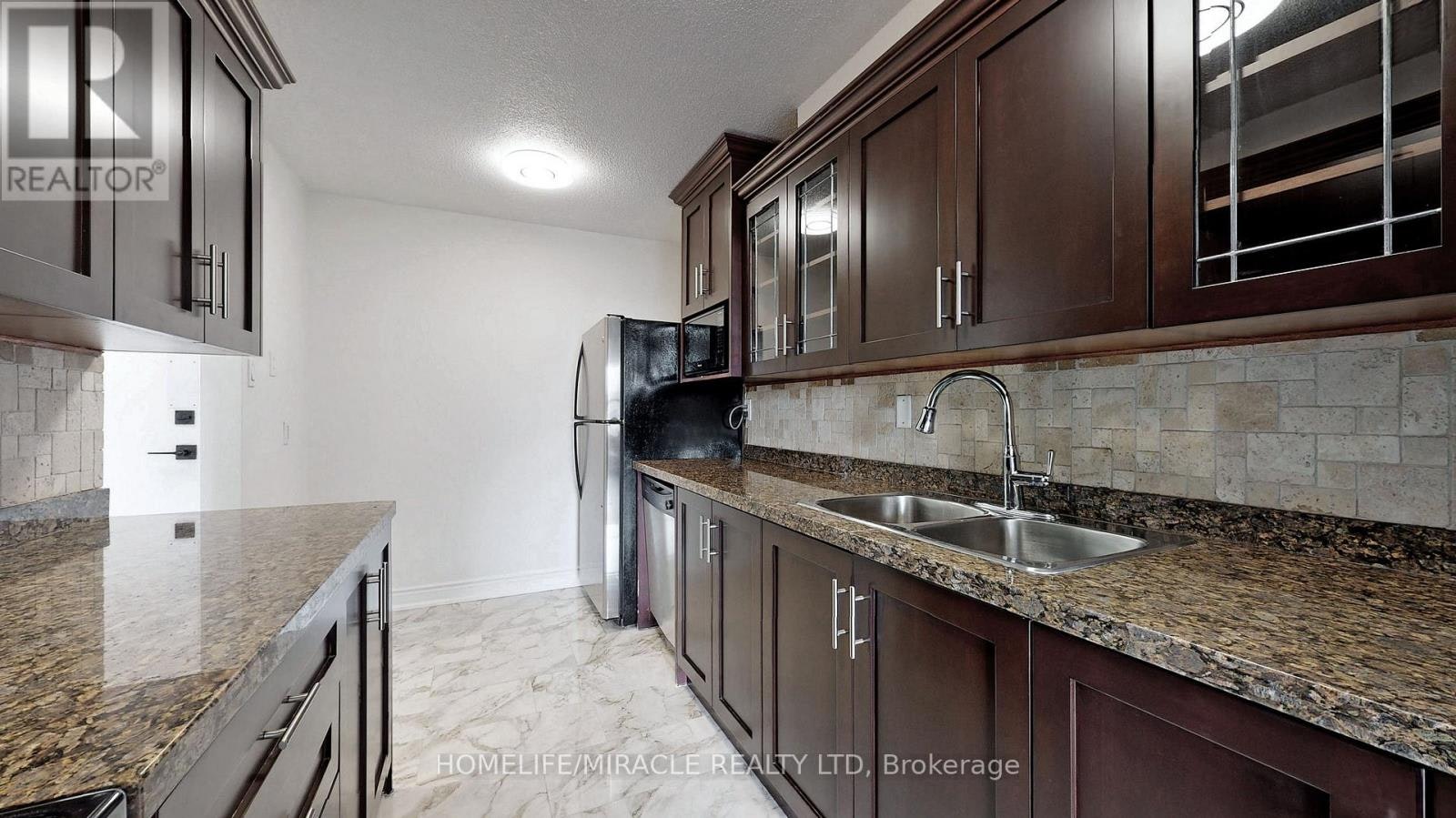 1206-10 Tobermory Drive, Toronto, ON, M3N 2Y5 - 17