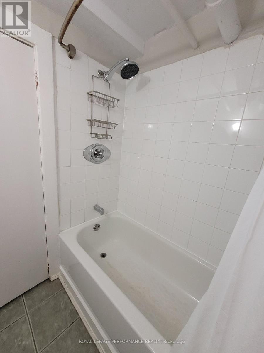 721 B Cooper Street, Ottawa, ON, K1R 5J5 - 19