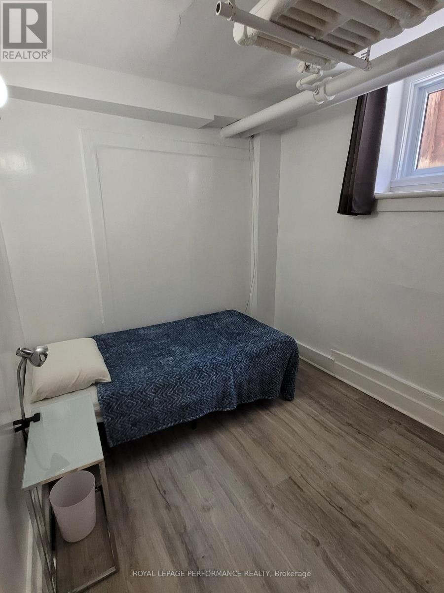 721 B Cooper Street, Ottawa, ON, K1R 5J5 - 16