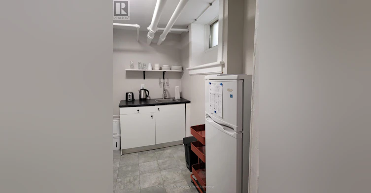 721 B Cooper Street, Ottawa, ON, K1R 5J5 - 11