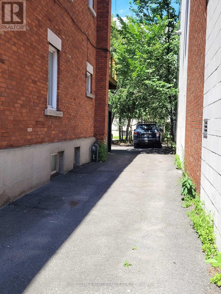 721 B Cooper Street, Ottawa, ON, K1R 5J5 - 20