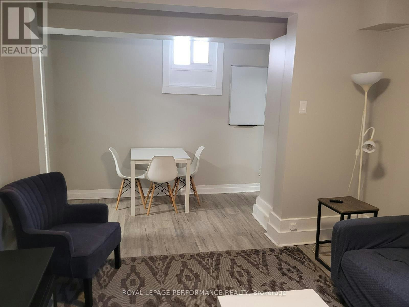721 B Cooper Street, Ottawa, ON, K1R 5J5 - 10