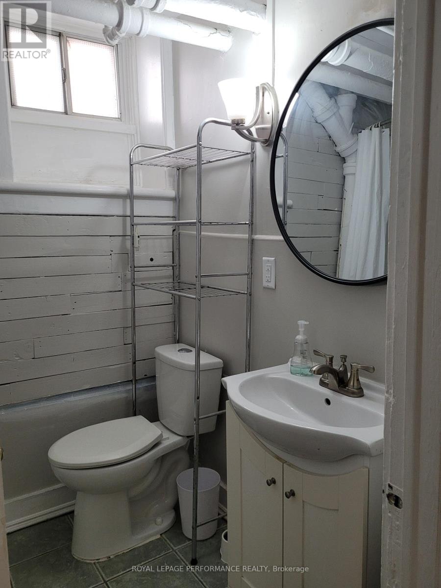 721 B Cooper Street, Ottawa, ON, K1R 5J5 - 18