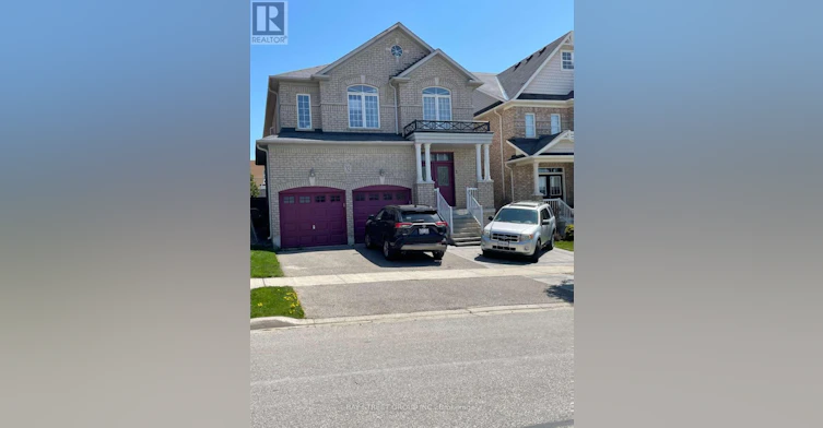 32 Herefordshire Crescent, East Gwillimbury, ON, L9N 0B7