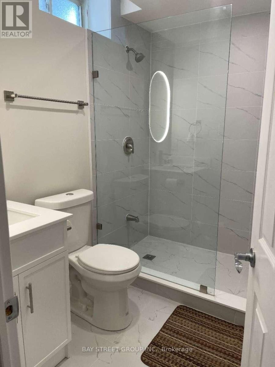 32 Herefordshire Crescent, East Gwillimbury, ON, L9N 0B7 - 9