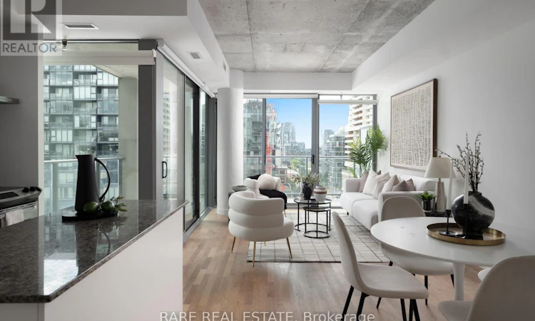 919-95 Bathurst Street