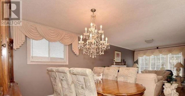 111 Limerick Street, Oshawa, ON, L1J 7A8 - 11