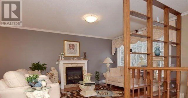 111 Limerick Street, Oshawa, ON, L1J 7A8 - 7
