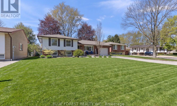 16 Dell Drive