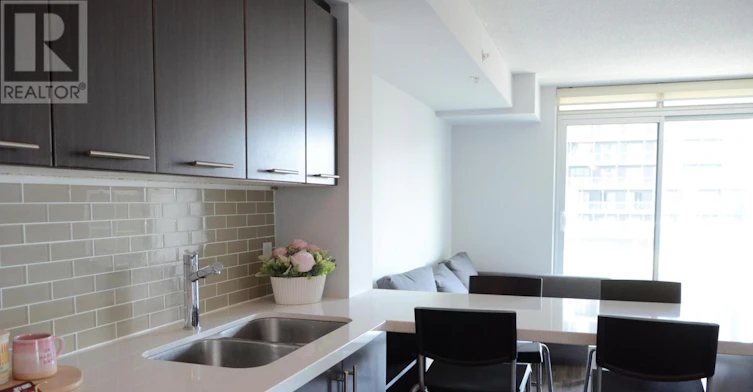 1009E-555 Wilson Avenue, Toronto, ON, M3H 0C5 - 3