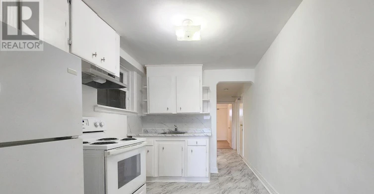 1-388 Winona Drive, Toronto, ON, M6C 3T5 - 7