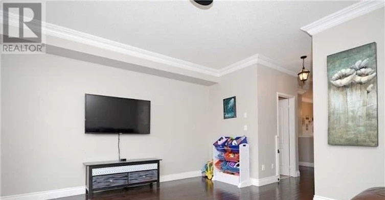 2357 Sutton Drive, Burlington, ON, L7L 6Y6 - 5