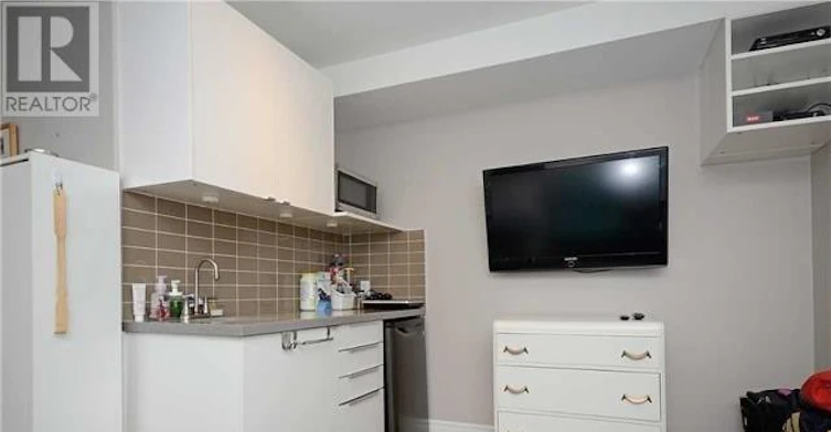 2357 Sutton Drive, Burlington, ON, L7L 6Y6 - 12