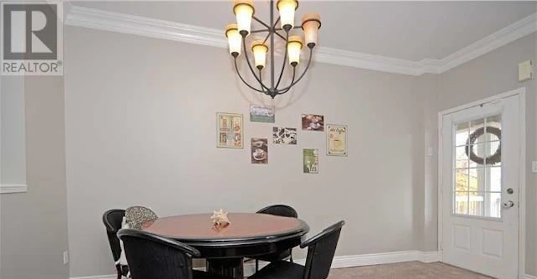2357 Sutton Drive, Burlington, ON, L7L 6Y6 - 3