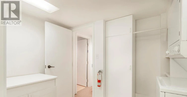 22 Martin Crescent, Toronto, ON, M4S 2V2 - 28