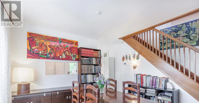 22 Martin Crescent, Toronto, ON, M4S 2V2 - 10