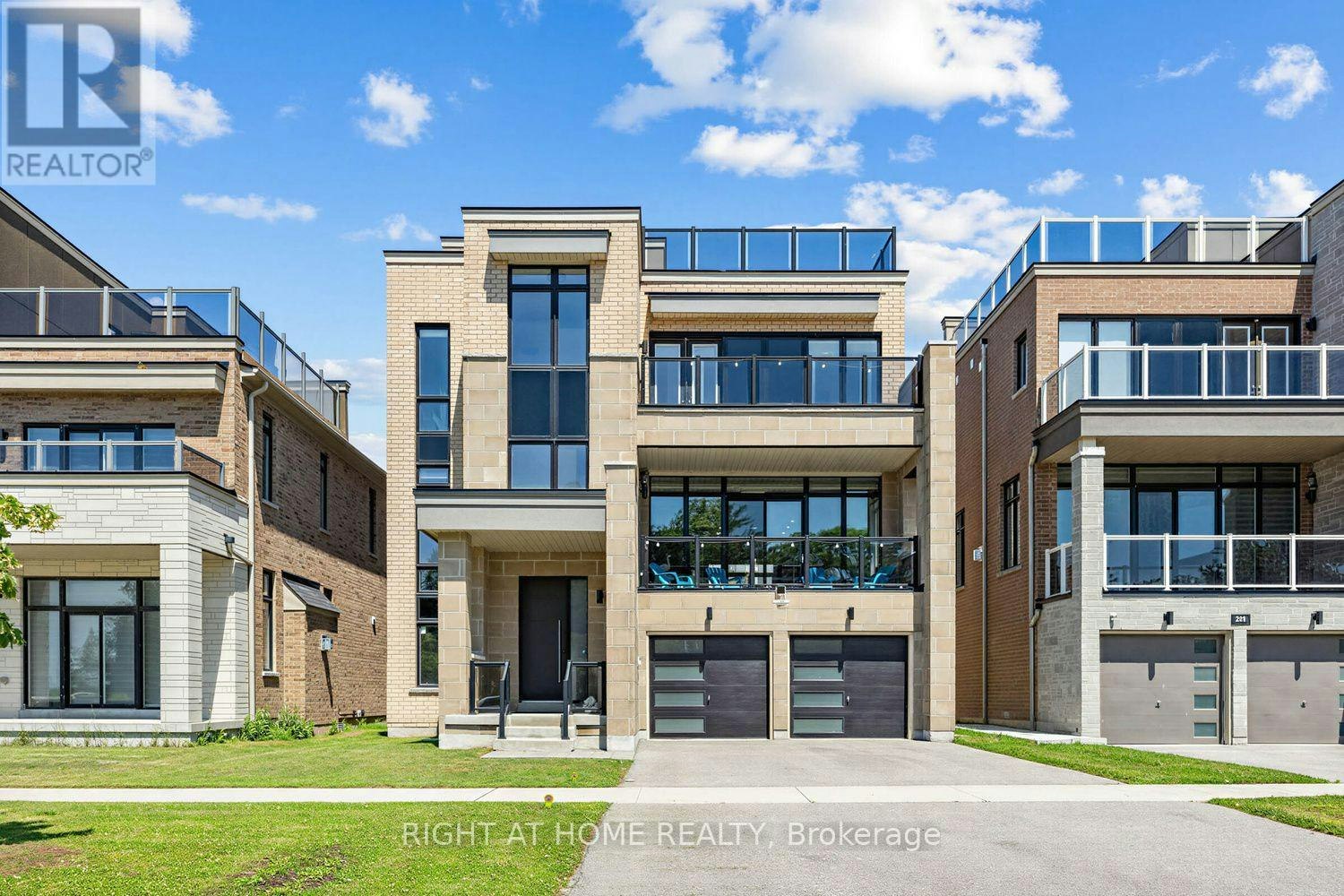 215 Port Darlington Road, Clarington, ON, L1C 4A7