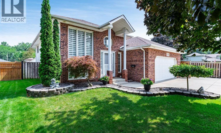 1520 Maple
