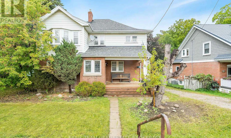 105 Barrie Street