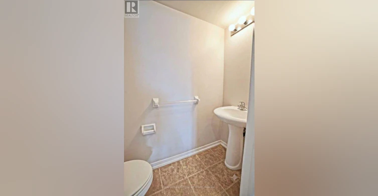 6-17 Cheltenham Road, Barrie, ON, L4M 0E7 - 9