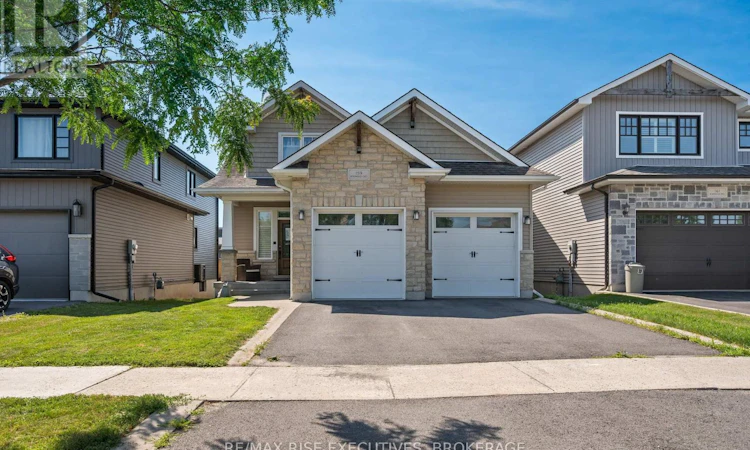 159 Mcdonough Crescent