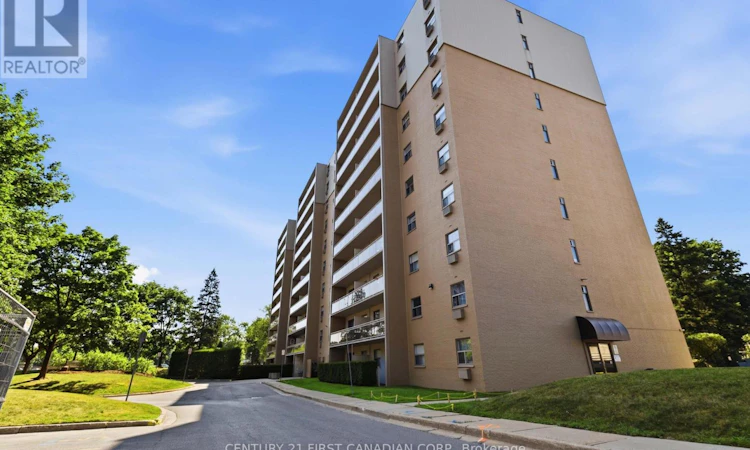 707-931 Wonderland Road