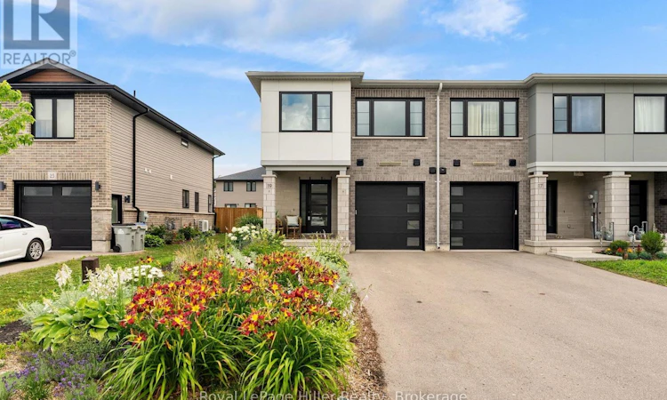 19 Trailside Drive